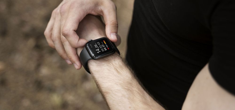 Фотографии Умные кольца Oura и Apple Watch